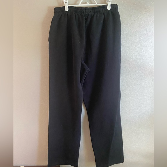 West Chester Sweatpants. large. - Picture 2 of 3